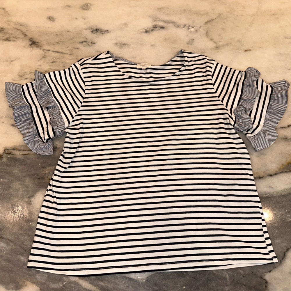 Periwinkle Anthropologie Size Large Striped Ruffle Sleeve Top